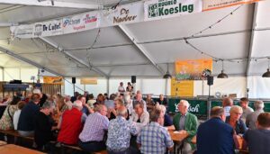 Tentdienst op het Kerkplein