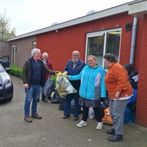 Weer veel kleding ingezameld voor het Liliane Fonds